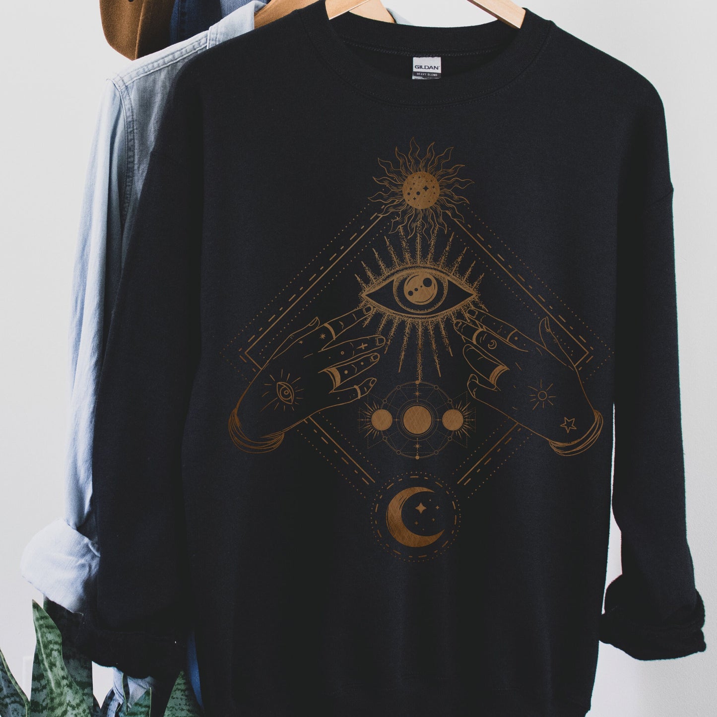 All Seeing Eye Crewneck Sweatshirt, Celestial sweatshirt, Mystical sweatshirt, Tarot Card Sweatshirt, Witchy Shirt, Spiritual sweatshirt - Happy Place Studio